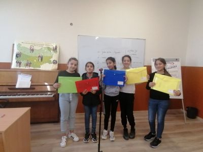 Национална програма "Заедно в изкуствата и в спорта" 	 - ОбУ Христо Ботев - Семчиново, Септември